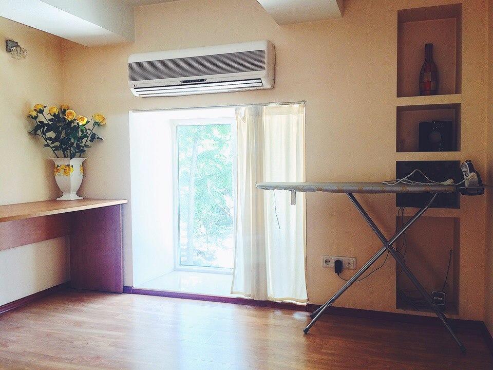 Apartment For Rent On Deribasovskaya Street Odessa Buitenkant foto